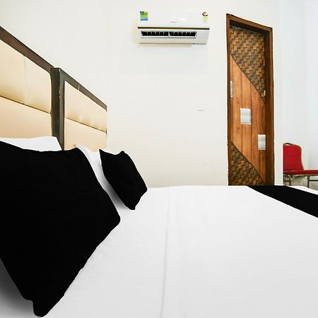 Hotel O Ravi & Banquet Lalewal 外观 照片