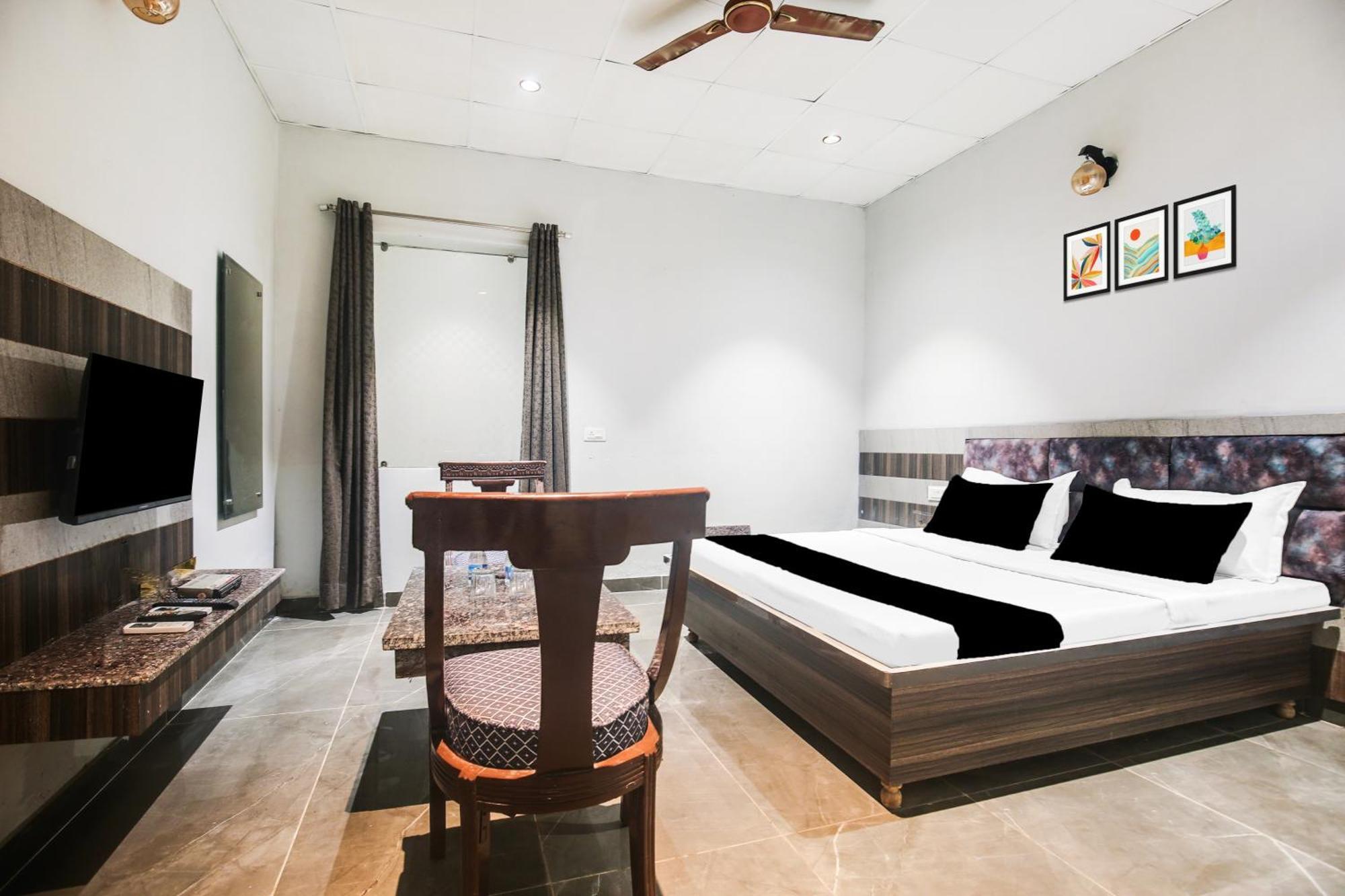 Hotel O Ravi & Banquet Lalewal 外观 照片