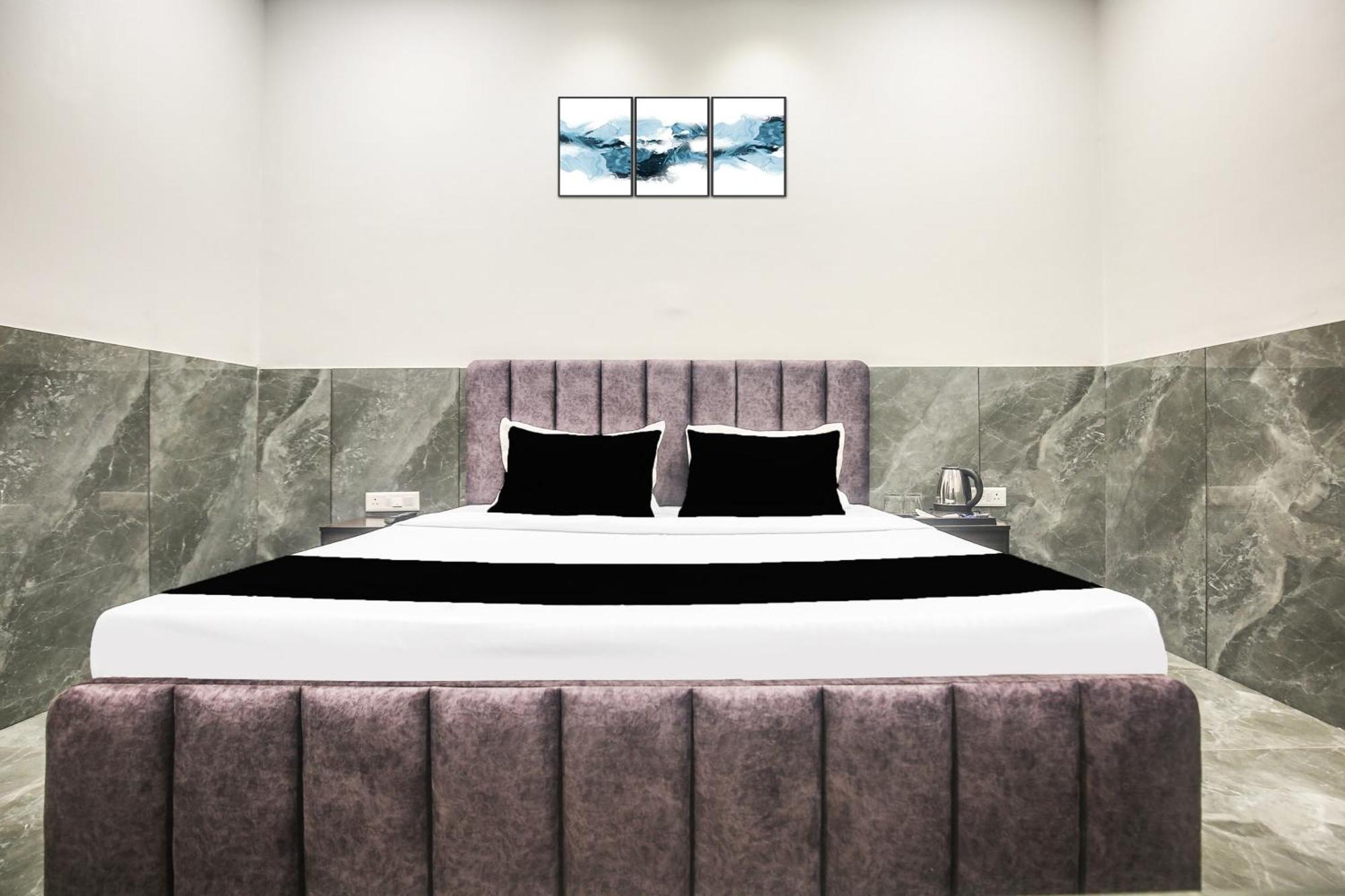 Hotel O Ravi & Banquet Lalewal 外观 照片